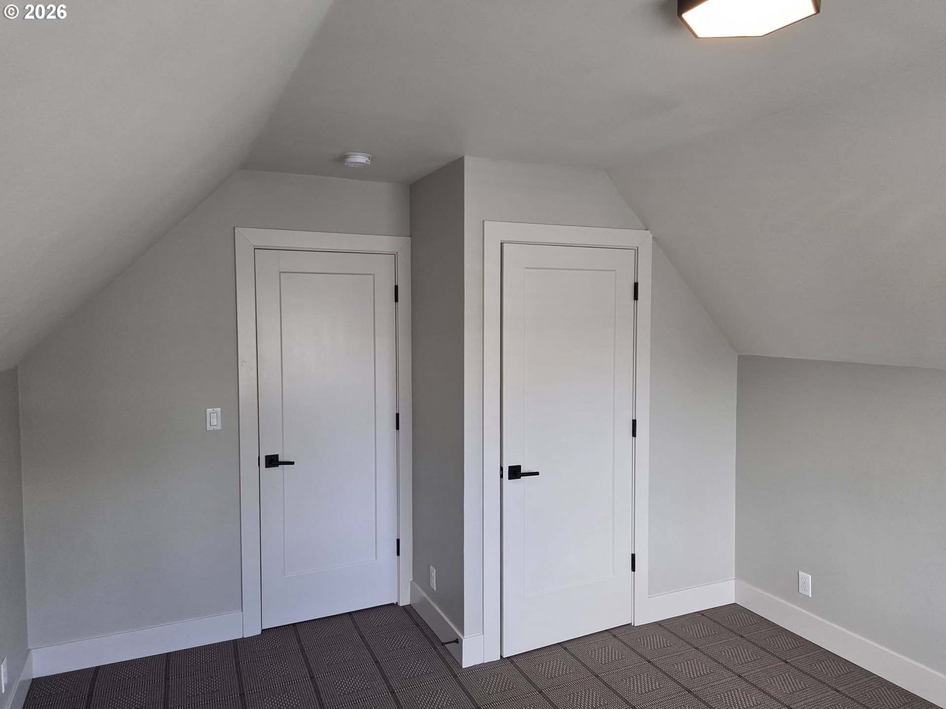 3346 Zane Lane Eugene, OR 97404 - Photo 11 of 17
