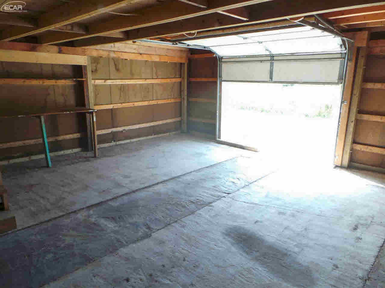 15422 Lincoln Road Chesaning, MI 48616 - Photo 9 of 27 21364483-8.JPG