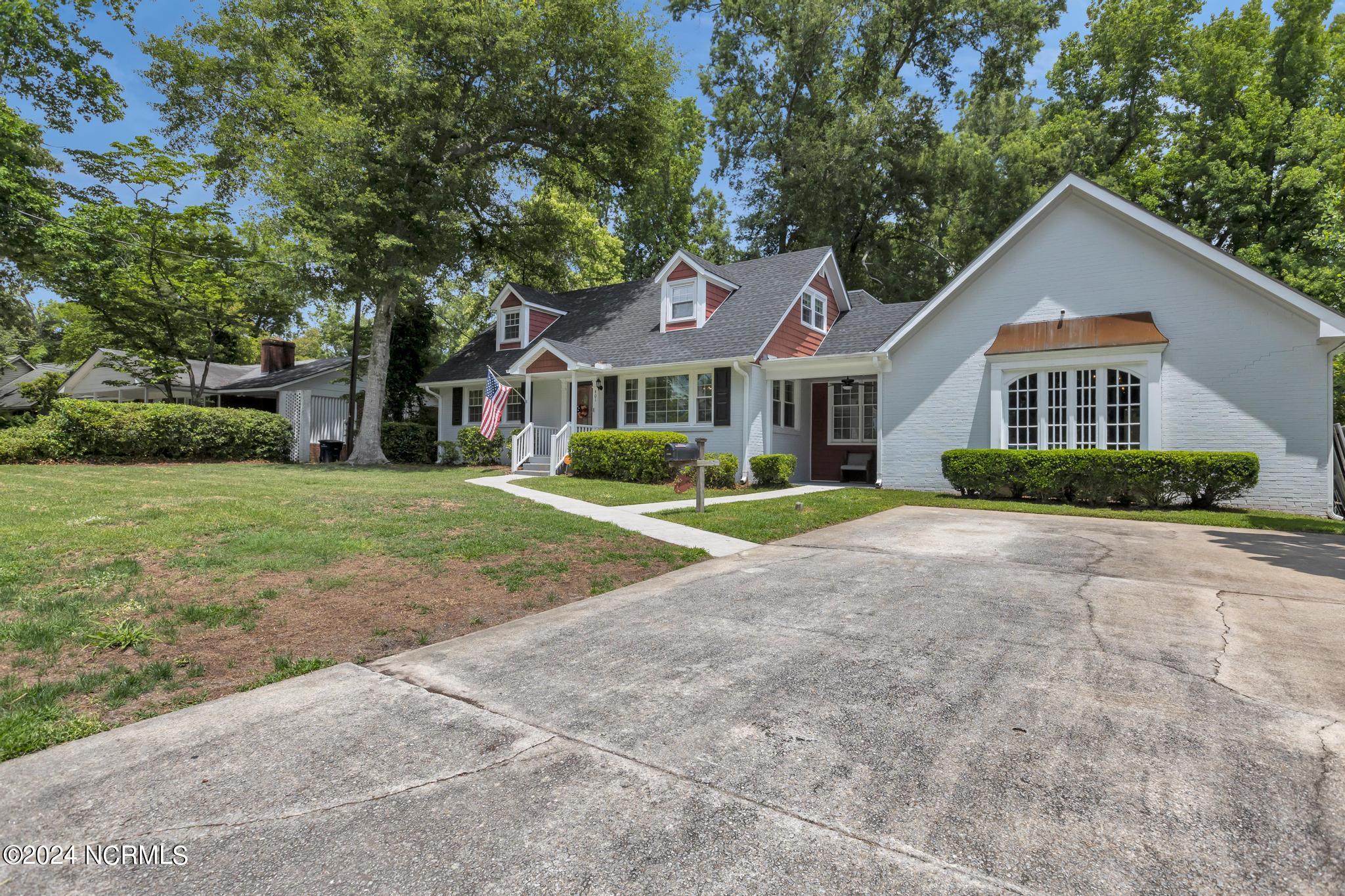 401 Brookview Drive Jacksonville, NC 28540 - Photo 2 of 39 401 brookview 13