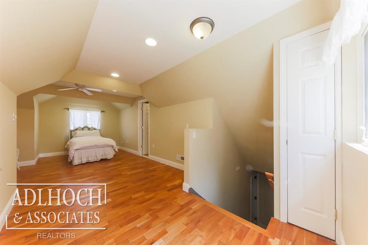 15725 Windmill Point Grosse Pointe, MI 48230 - Photo 42 of 58