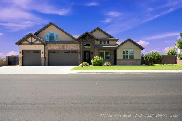 $998,000 | 722 East 1070th Street South, St. George, UT 84790