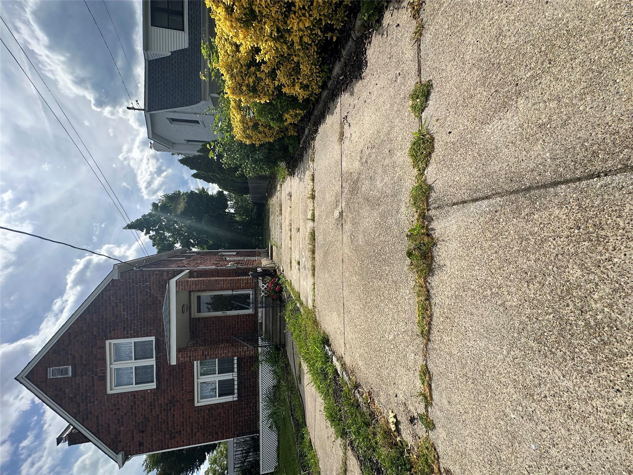 5 Ashwood Road Port Washington, NY 11050 - Photo 20 of 20