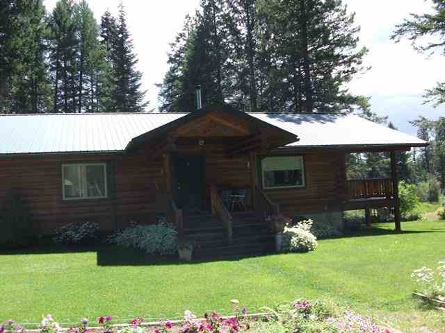 4465 Whittier Road Clayton, WA 99110 - Photo 2 of 16