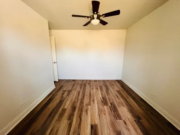 $334,900 | 575 Greystone Lane, Unit A2, Wheeling, IL 60090