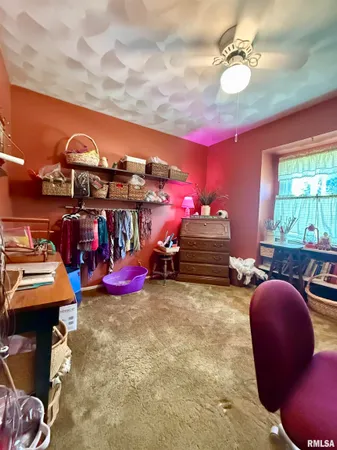 $159,900 | 208 South Market Street, Knoxville, IL 61448