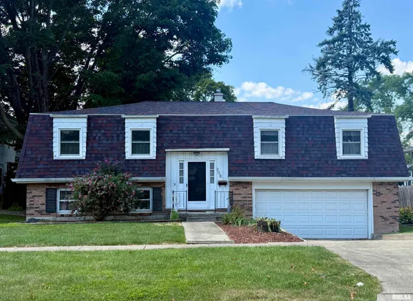 $159,900 | 208 South Market Street, Knoxville, IL 61448