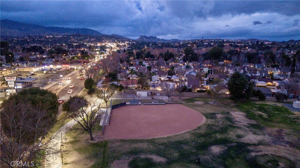 23646 Vía Corsa Valencia, CA 91355 - Photo 45 of 48