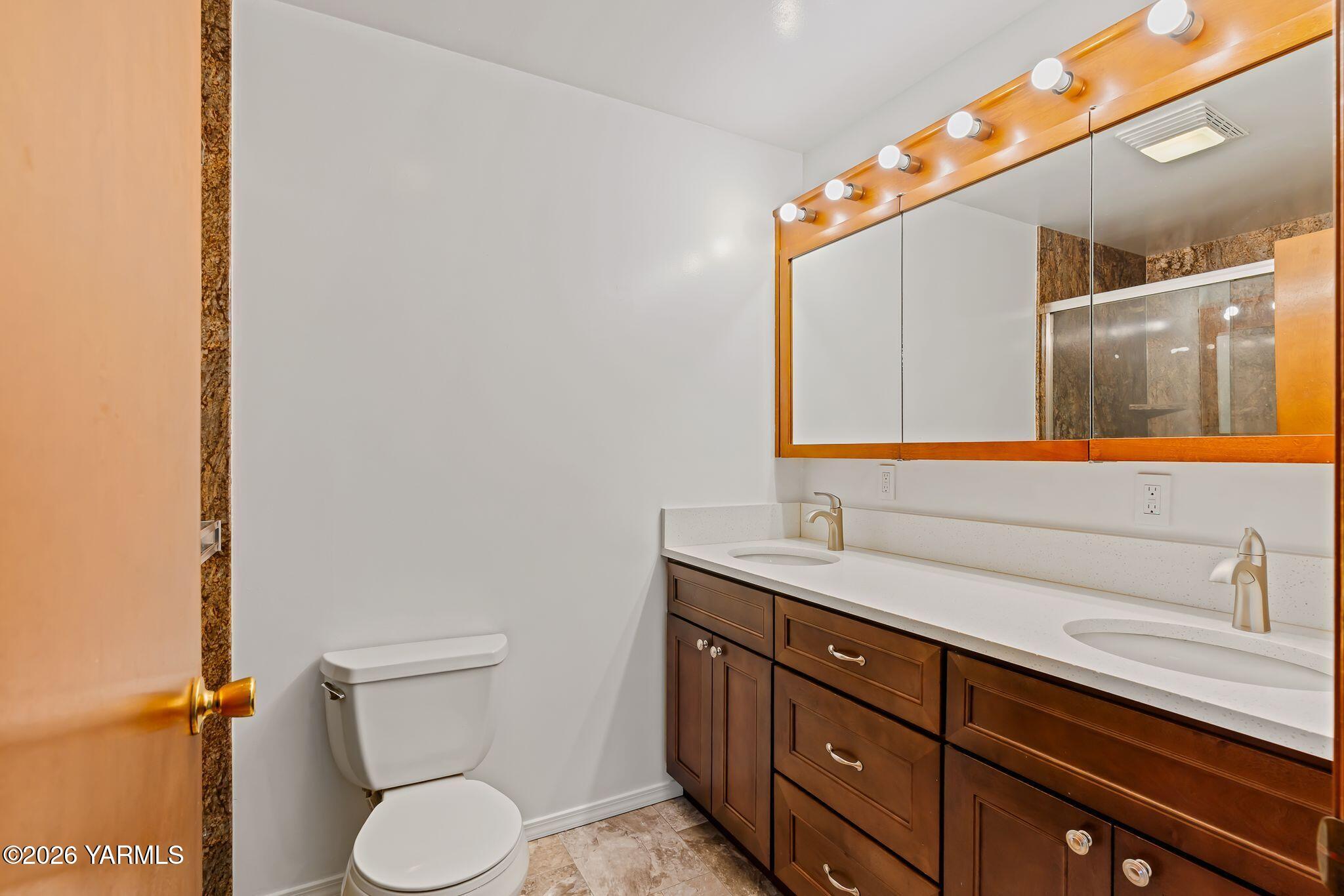 2600 Midvale Road Mabton, WA 98935 - Photo 14 of 38 7703 Ahtanum Rd-15