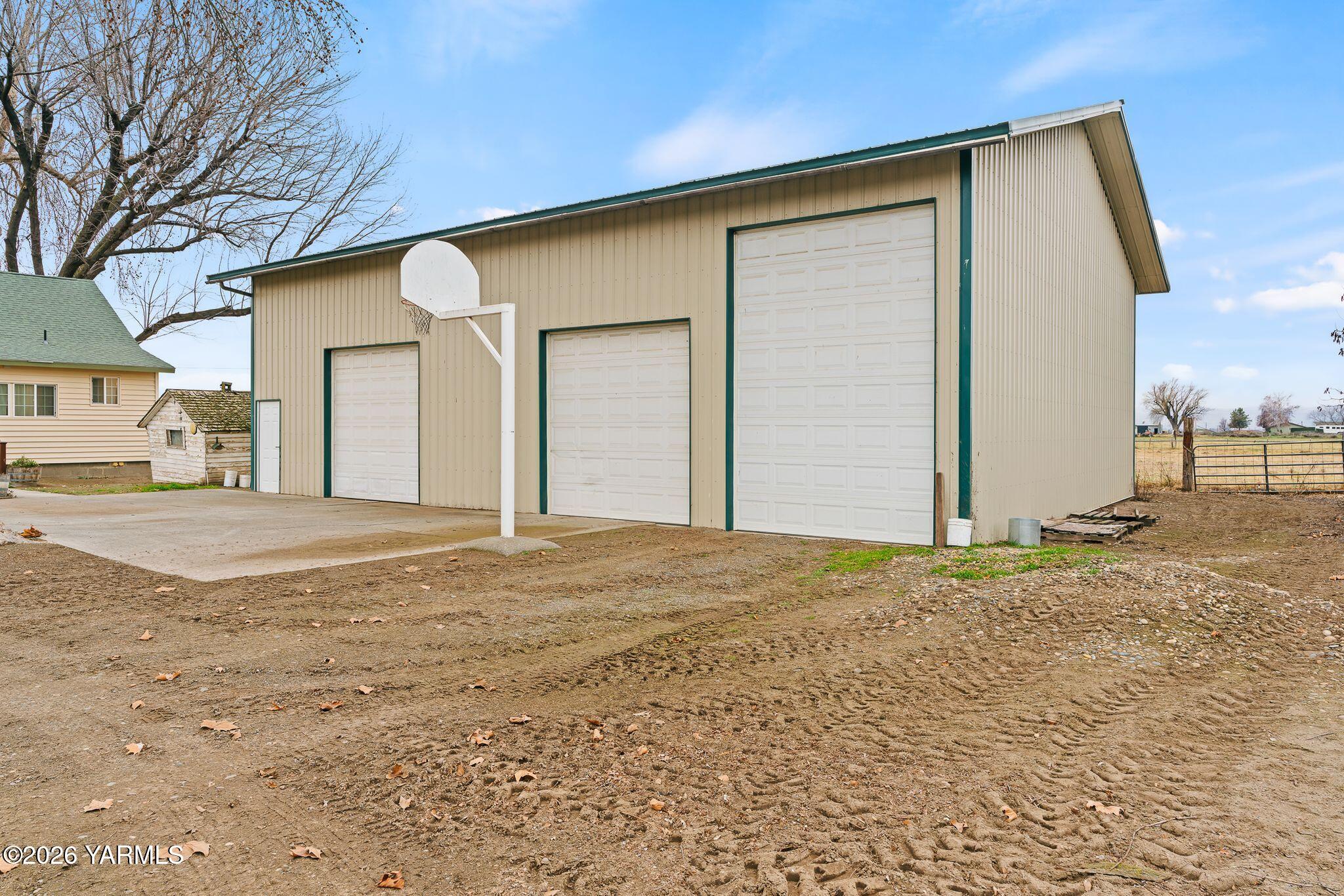 2600 Midvale Road Mabton, WA 98935 - Photo 24 of 38 7703 Ahtanum Rd-28