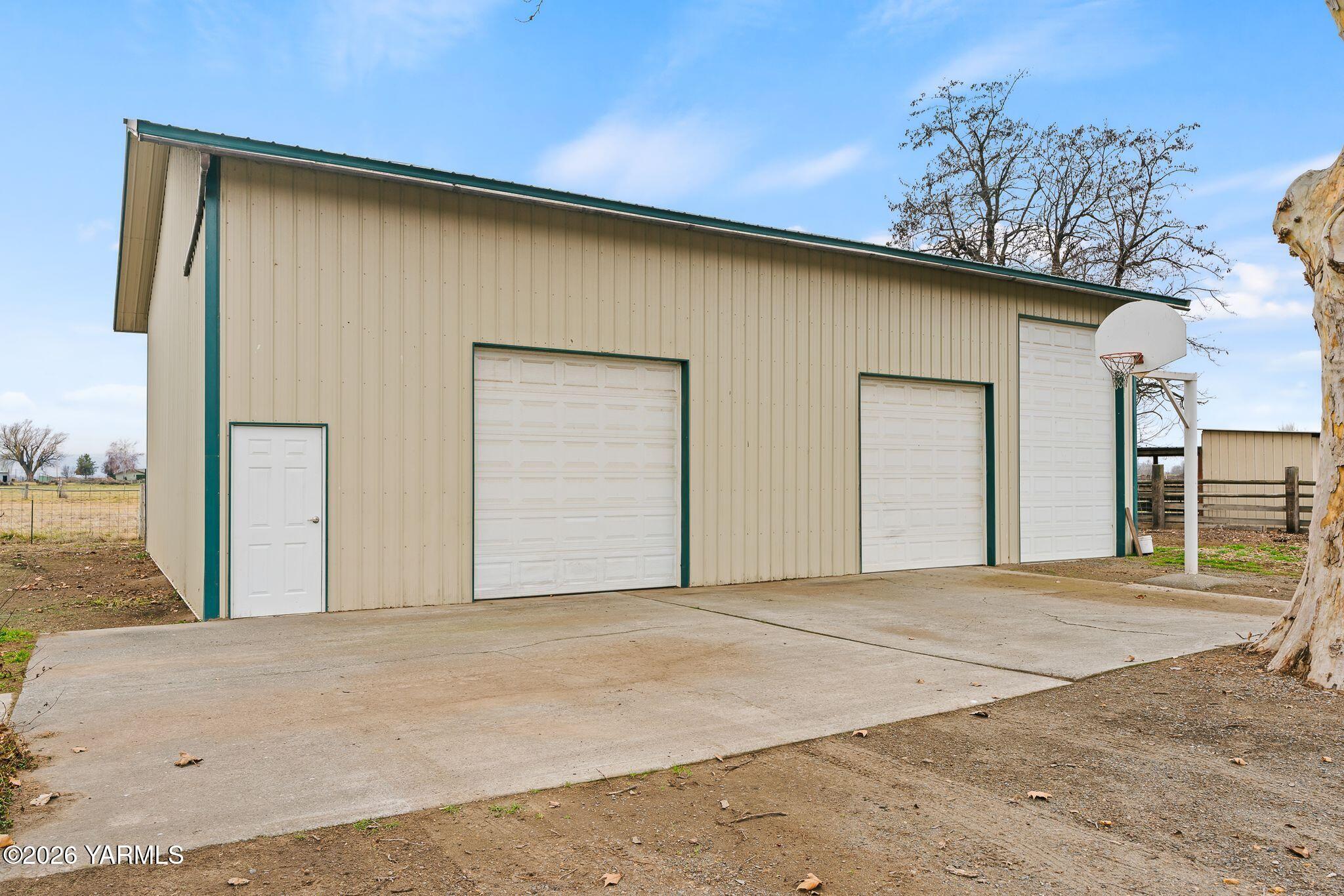 2600 Midvale Road Mabton, WA 98935 - Photo 28 of 38 7703 Ahtanum Rd-27