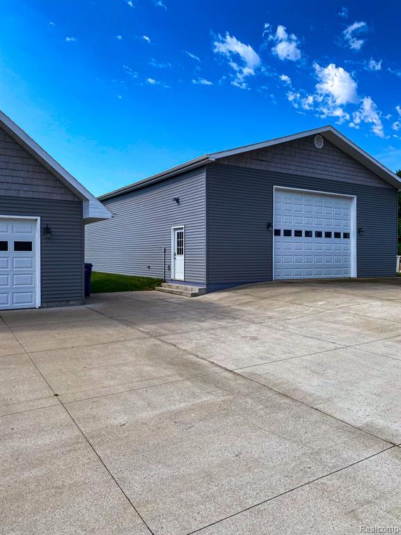 11160 East Gladwin Road Gladwin, MI 48624 - Photo 8 of 33