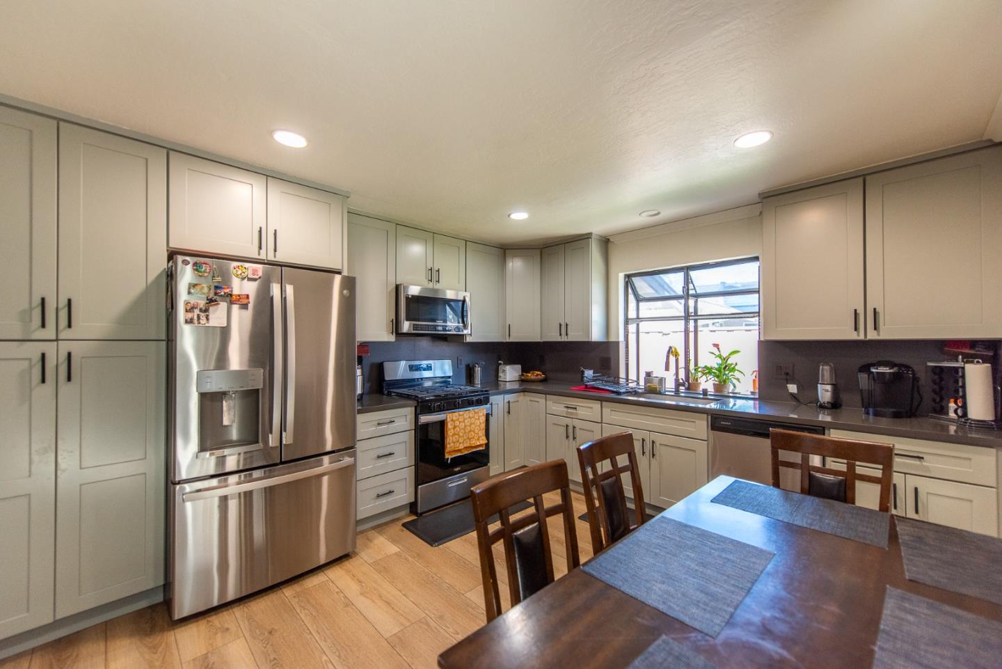 5798 Ribchester Court San Jose, CA 95123 - Photo 12 of 18