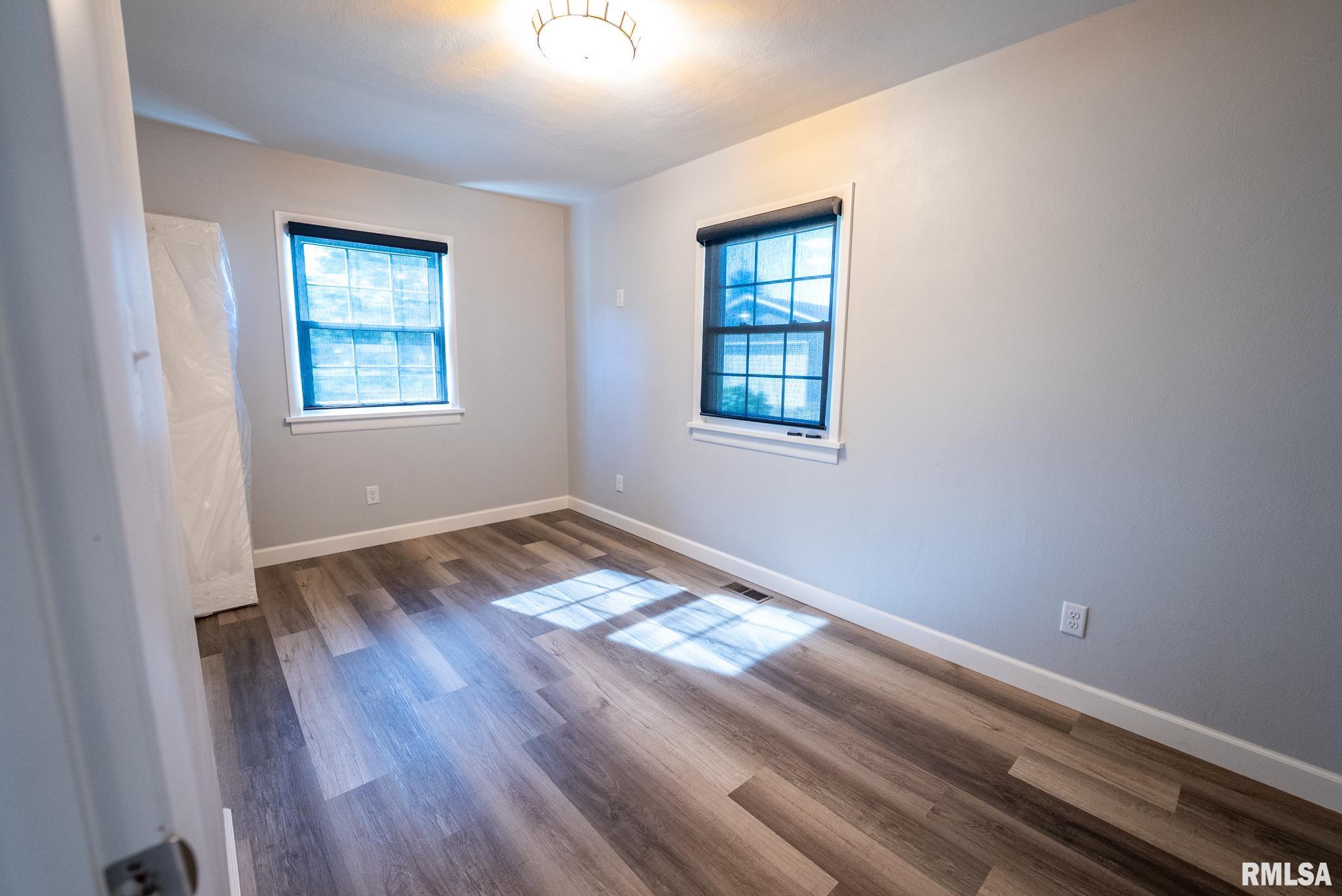 104 Hickory Grove Lane Salem, IL 62881 - Photo 26 of 39