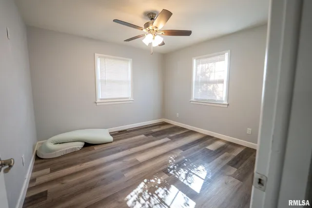 $199,400 | 104 Hickory Grove Lane, Salem, IL 62881