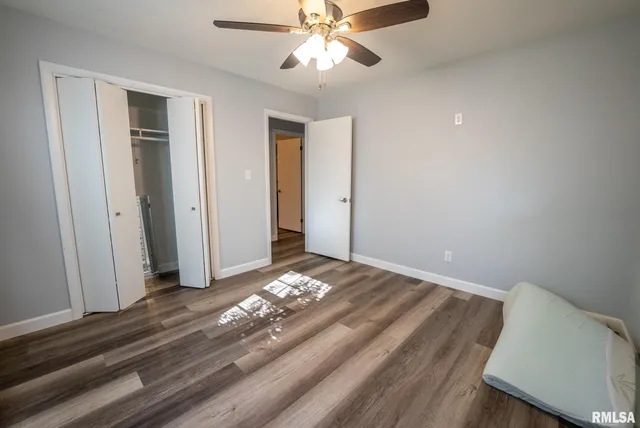 $199,400 | 104 Hickory Grove Lane, Salem, IL 62881