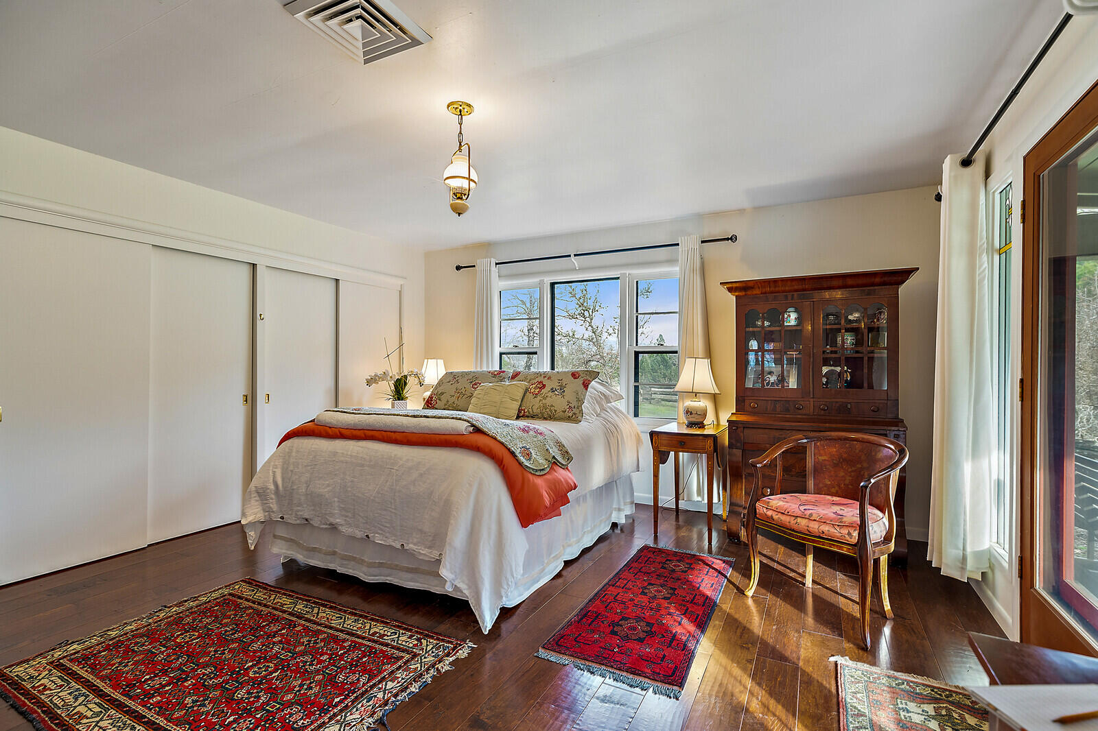 2128 Anderson Creek Road Talent, OR 97540 - Photo 65 of 87 a bed room with a bed and window