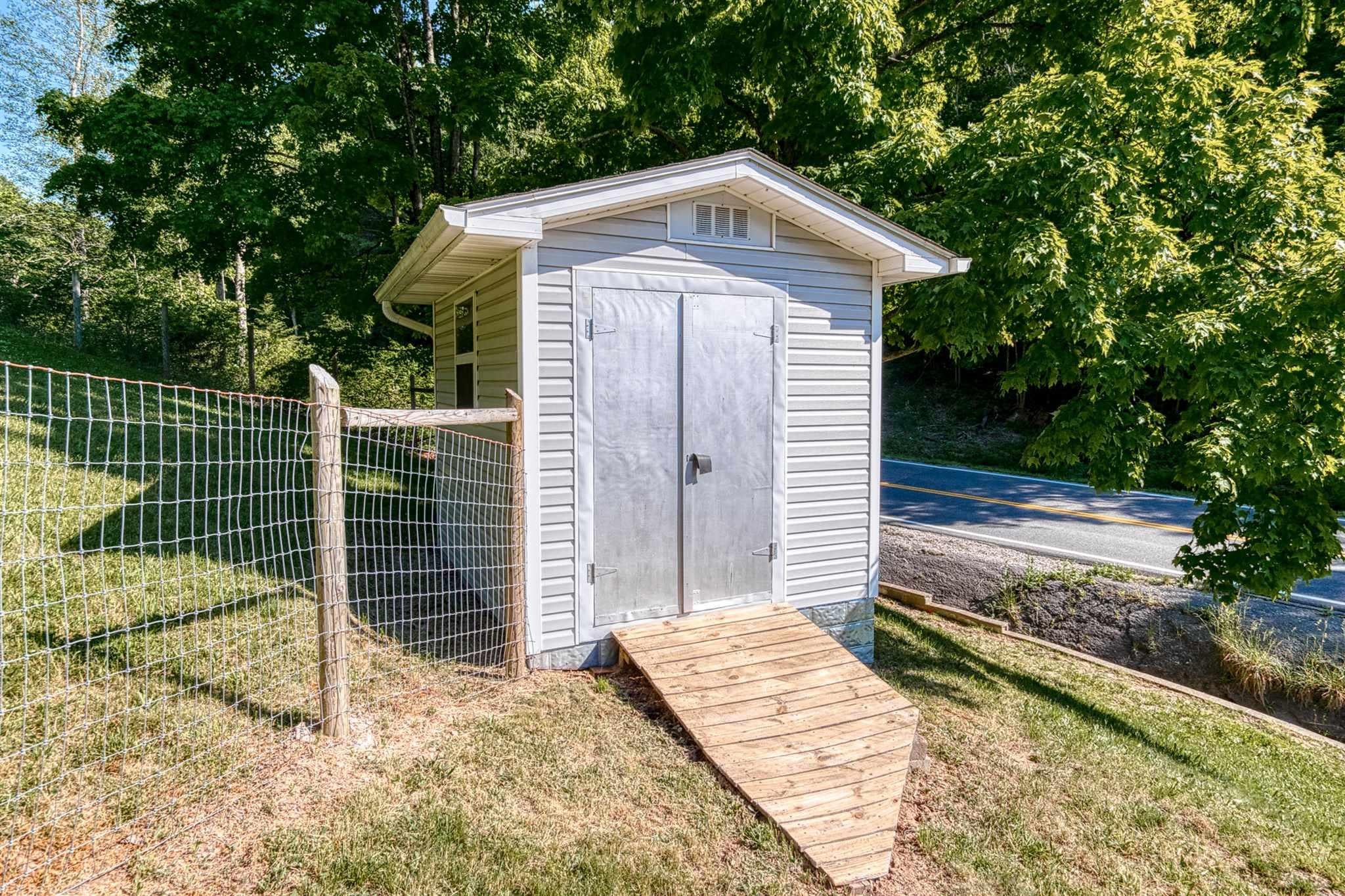 3682 Pilot Road Riner, VA 24149 - Photo 5 of 42 Gallery Image 5