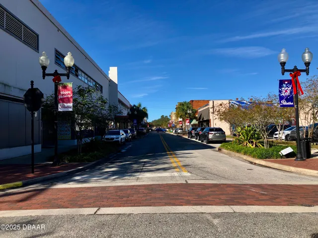 $6,400 | 431 Brett Avenue, Interlachen, FL 32148