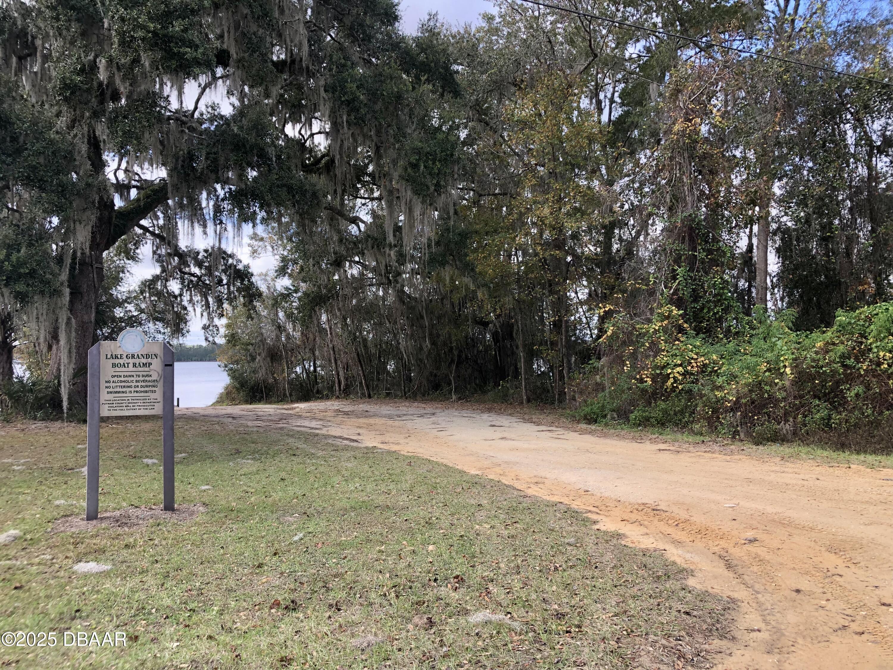 431 Brett Avenue Interlachen, FL 32148 - Photo 13 of 18 Access Road To Lake Grandin Boat Ramp