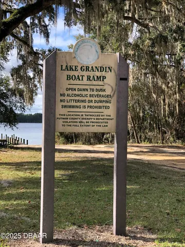 $6,400 | 431 Brett Avenue, Interlachen, FL 32148