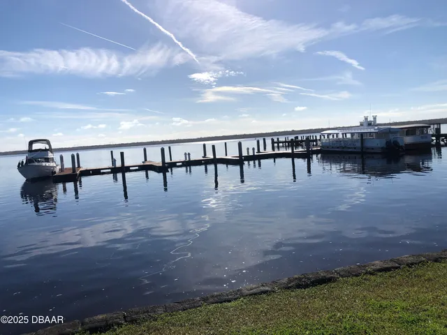 $6,400 | 431 Brett Avenue, Interlachen, FL 32148