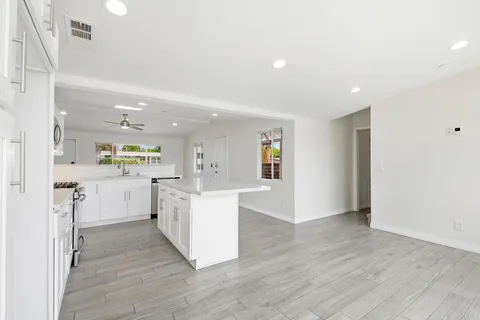 $930,000 | 648 Cocapah Street, Vista, CA 92083