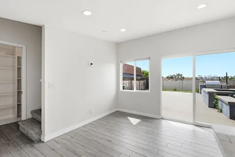 $930,000 | 648 Cocapah Street, Vista, CA 92083