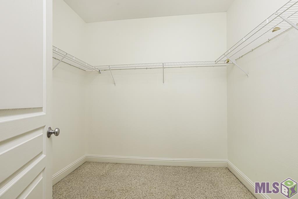 2966 Magazine Drive Baton Rouge, LA 70816 - Photo 17 of 24 Primary Closet