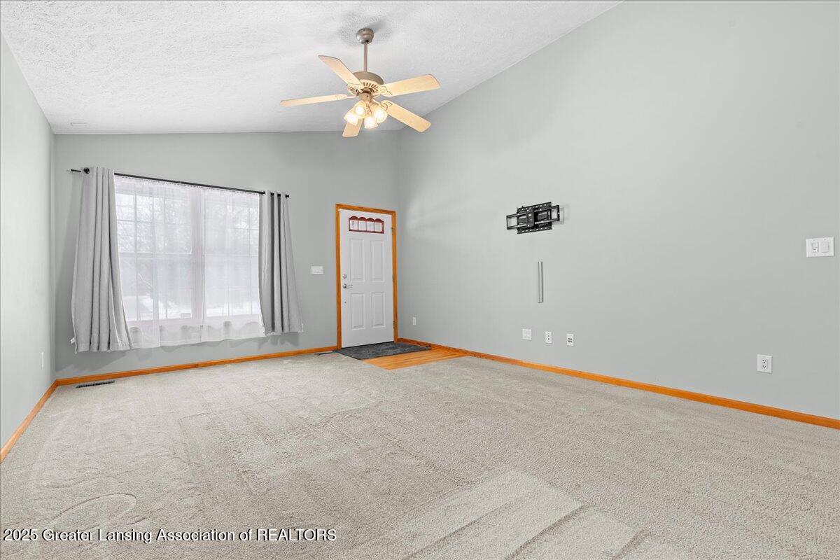 4327 Keller Road Holt, MI 48842 - Photo 8 of 45 Living Room