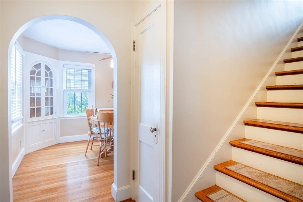 43 Ellsworth Avenue Springfield, MA 01118 - Photo 15 of 35