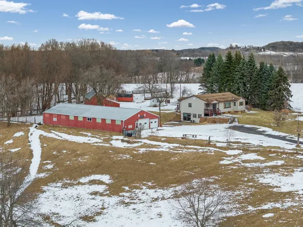 $575,000 | S175 Lavalle Road, La Valle, WI 53941