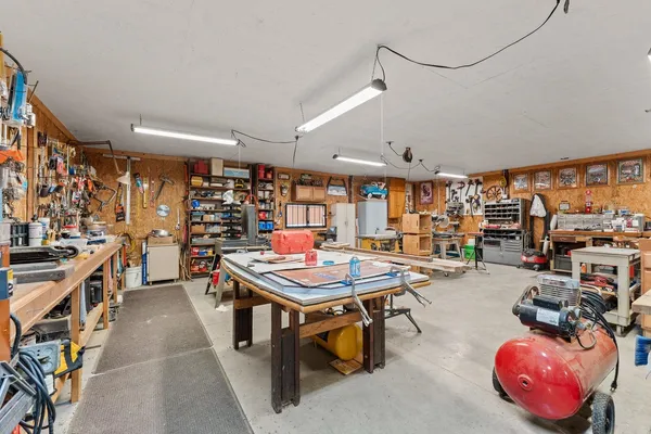 $575,000 | S175 Lavalle Road, La Valle, WI 53941