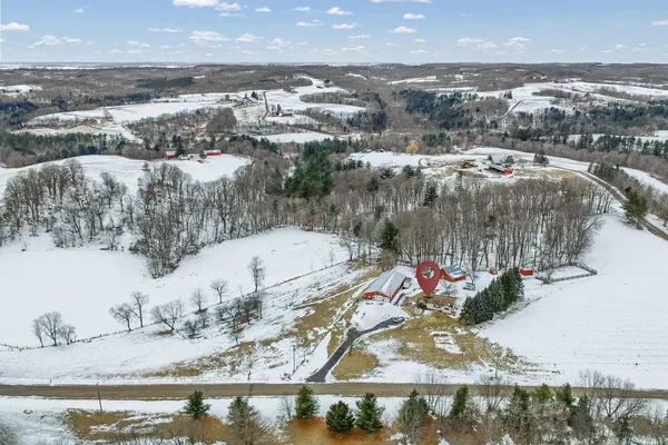 $575,000 | S175 Lavalle Road, La Valle, WI 53941