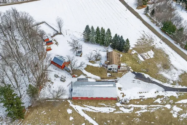 $575,000 | S175 Lavalle Road, La Valle, WI 53941