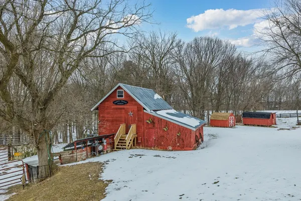 $575,000 | S175 Lavalle Road, La Valle, WI 53941