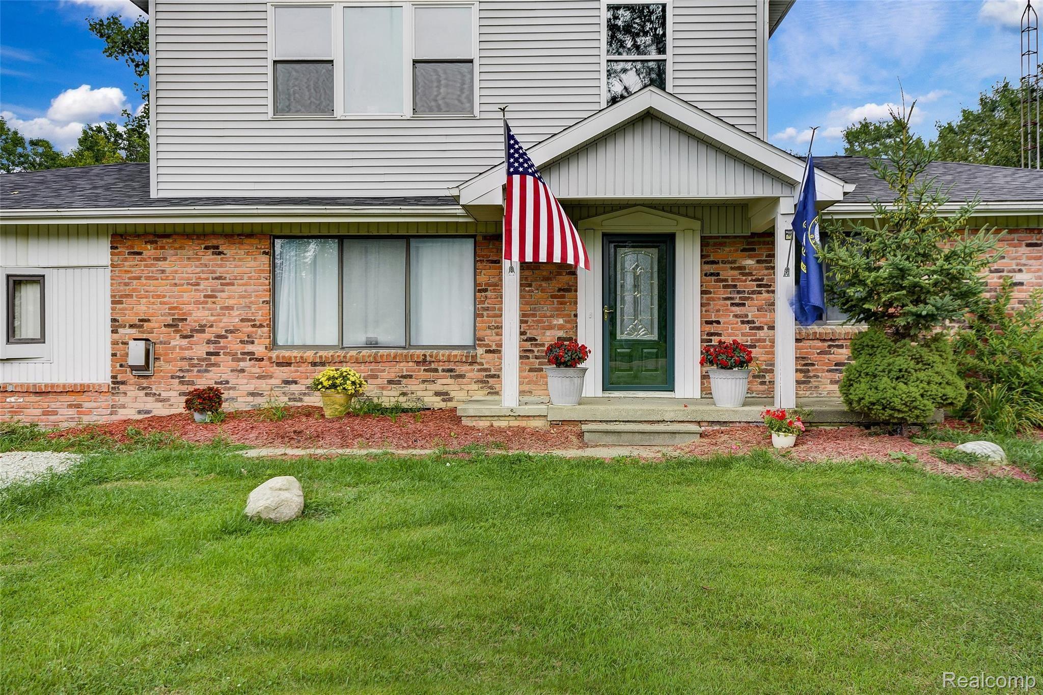 8110 Linden Road Fenton, MI 48430 - Photo 57 of 58 Linden (50).jpg