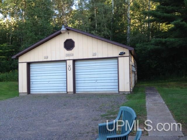 230 Bluff Street Ishpeming, MI 49849 - Photo 7 of 34