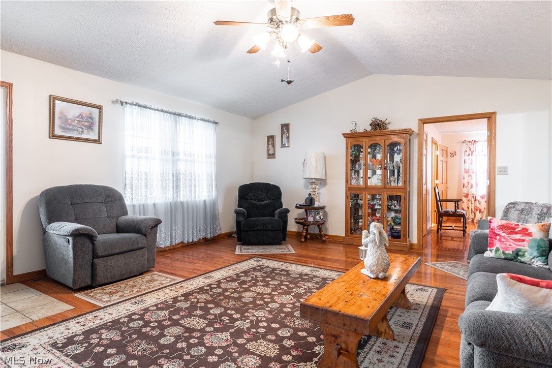 539 Congress Road Belpre, OH 45714 - Photo 5 of 25 Gallery Image 5