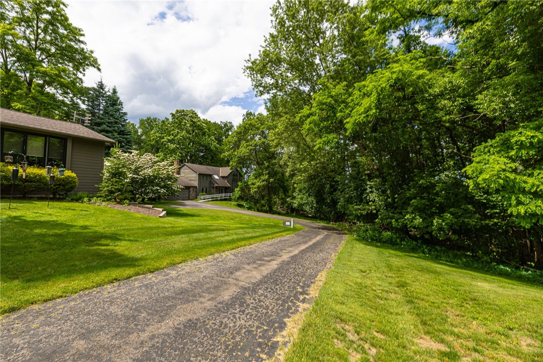 37 Freshfield Rise Perinton, NY 14450 - Photo 4 of 42