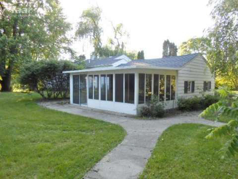 8484 East Carpenter Road Davison, MI 48423 - Photo 19 of 20 20360611-18.JPG