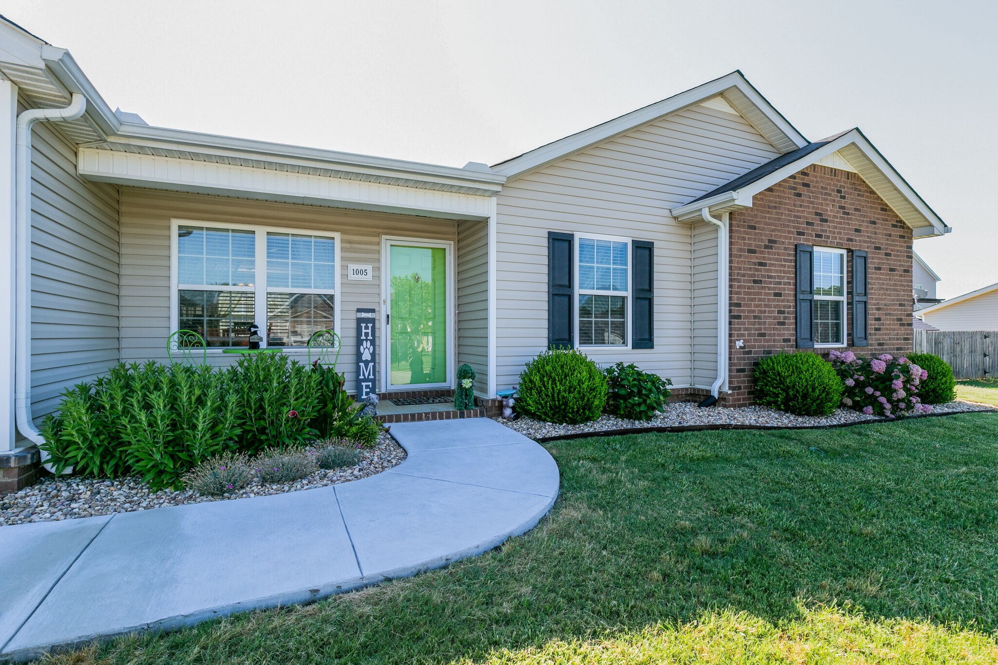 1005 Timber Valley Way Spring Hill, TN 37174 - Photo 1 of 16 Gallery Image 1