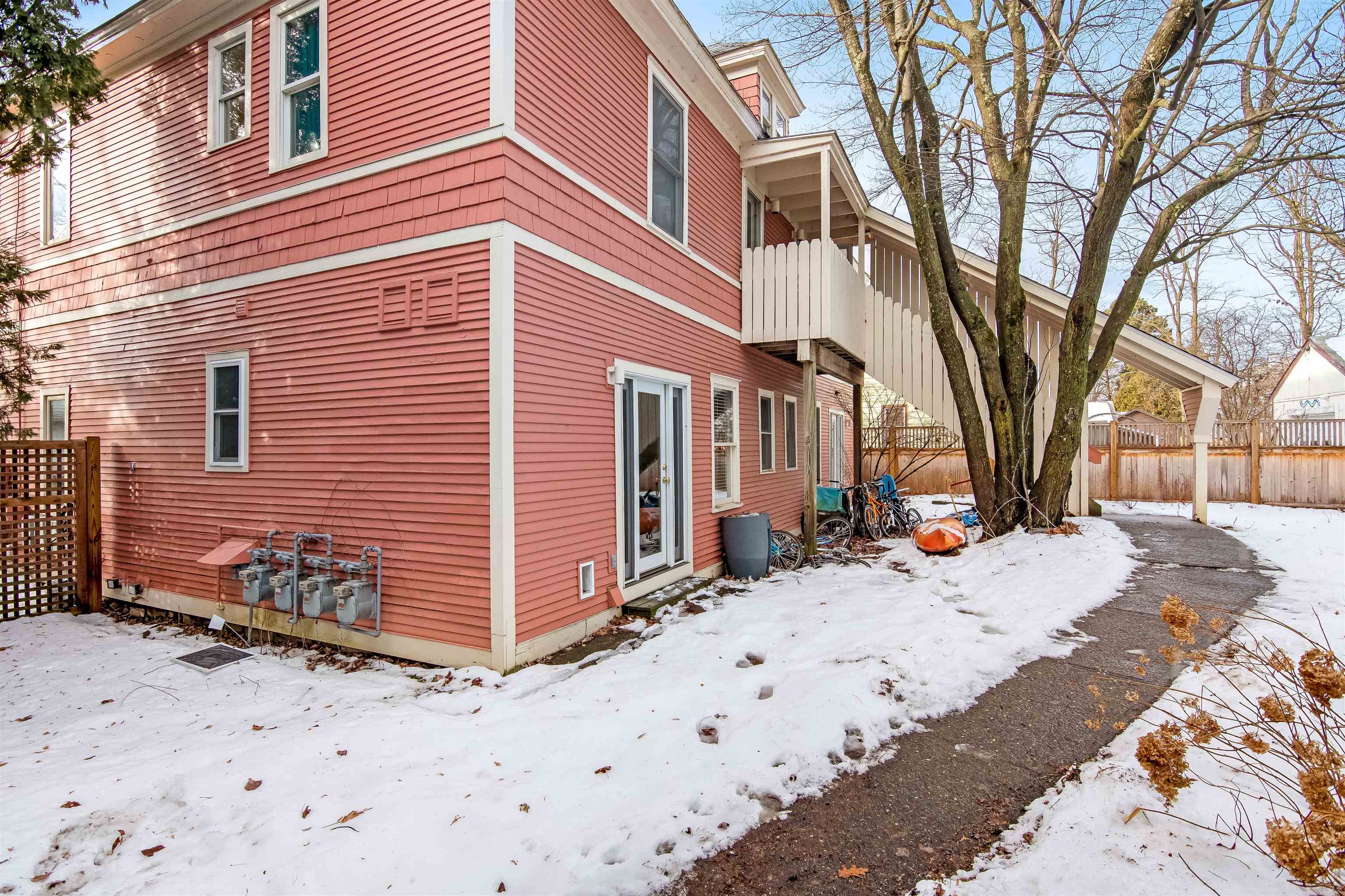 72 Lakeview Terrace, Unit A Burlington, VT 05401 - Photo 26 of 39