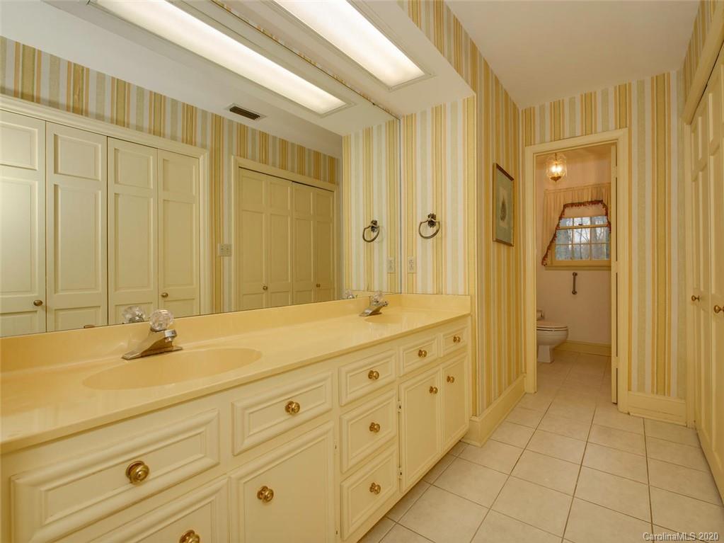 2451 Sedley Road Charlotte, NC 28211 - Photo 20 of 27