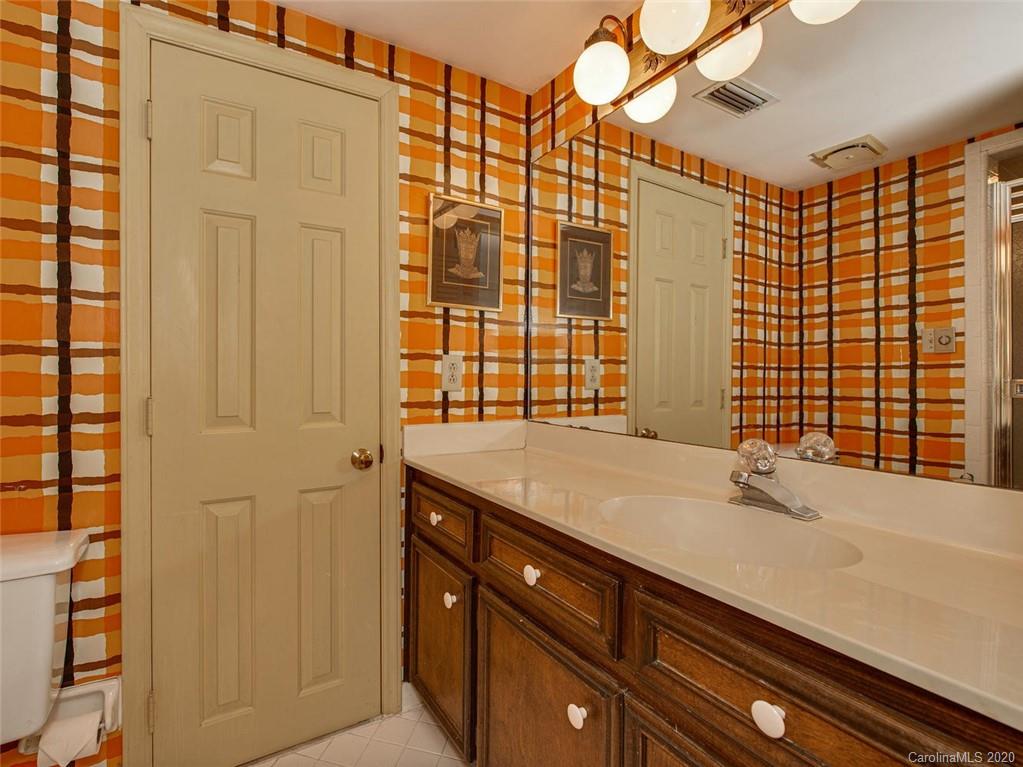 2451 Sedley Road Charlotte, NC 28211 - Photo 22 of 27