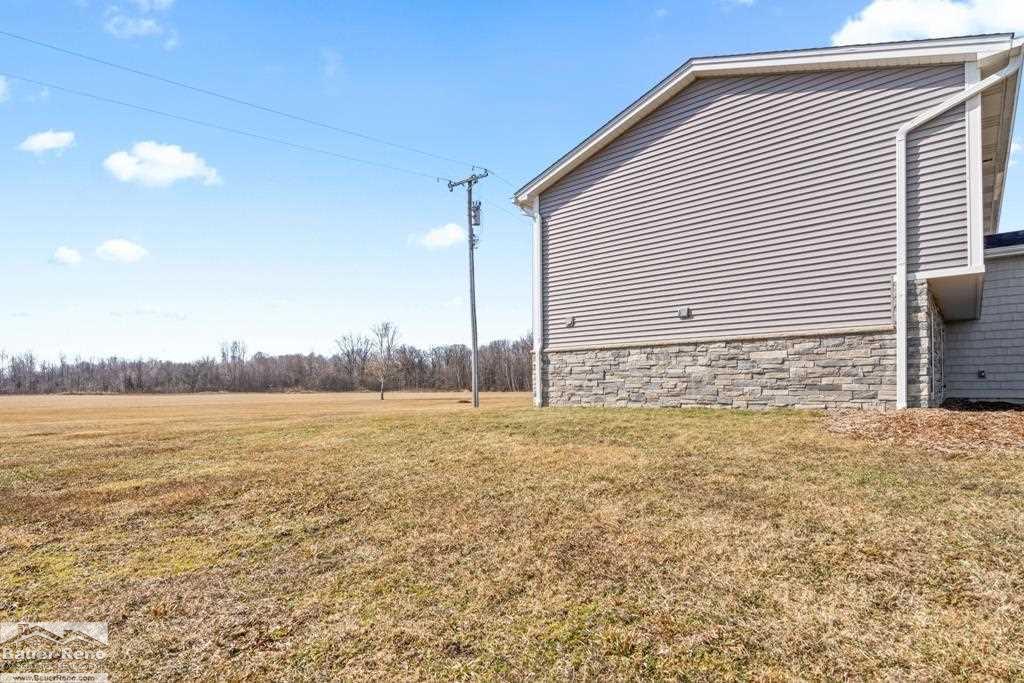 7595 Frith Road Columbus, MI 48063 - Photo 27 of 29