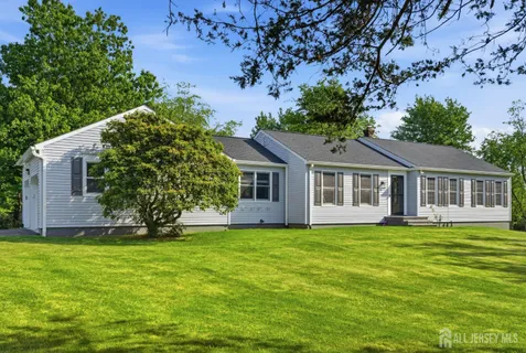 $750,000 | 7 Smith Branch Road, Whitehouse Station, NJ 08889
