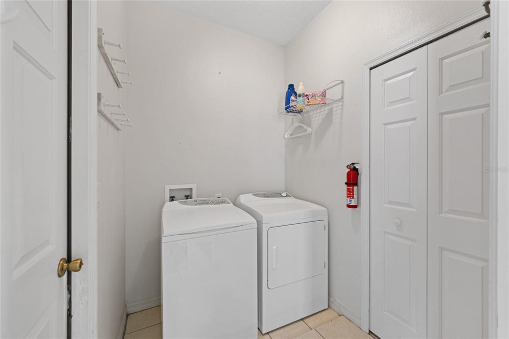 5676 Gulf Stream Street Tavares, FL 32778 - Photo 12 of 64