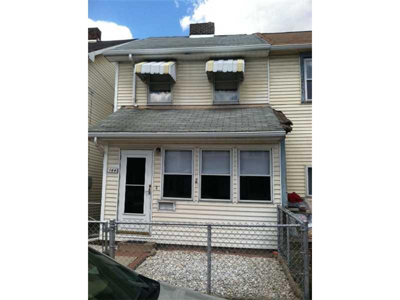 144 Ohio Street McKees Rocks, PA 15136 - Photo 1 of 2 Exterior Front.