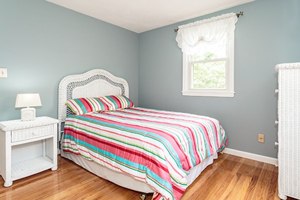 10 Diane Road Peabody, MA 01960 - Photo 12 of 17 Gallery Image 12