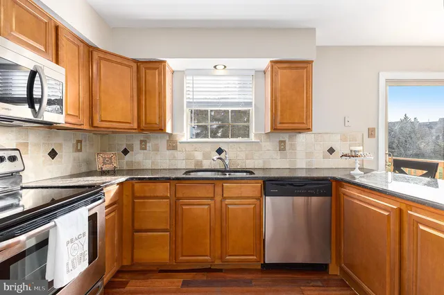 $359,900 | 177 Godspeed Court, East Norriton, PA 19401